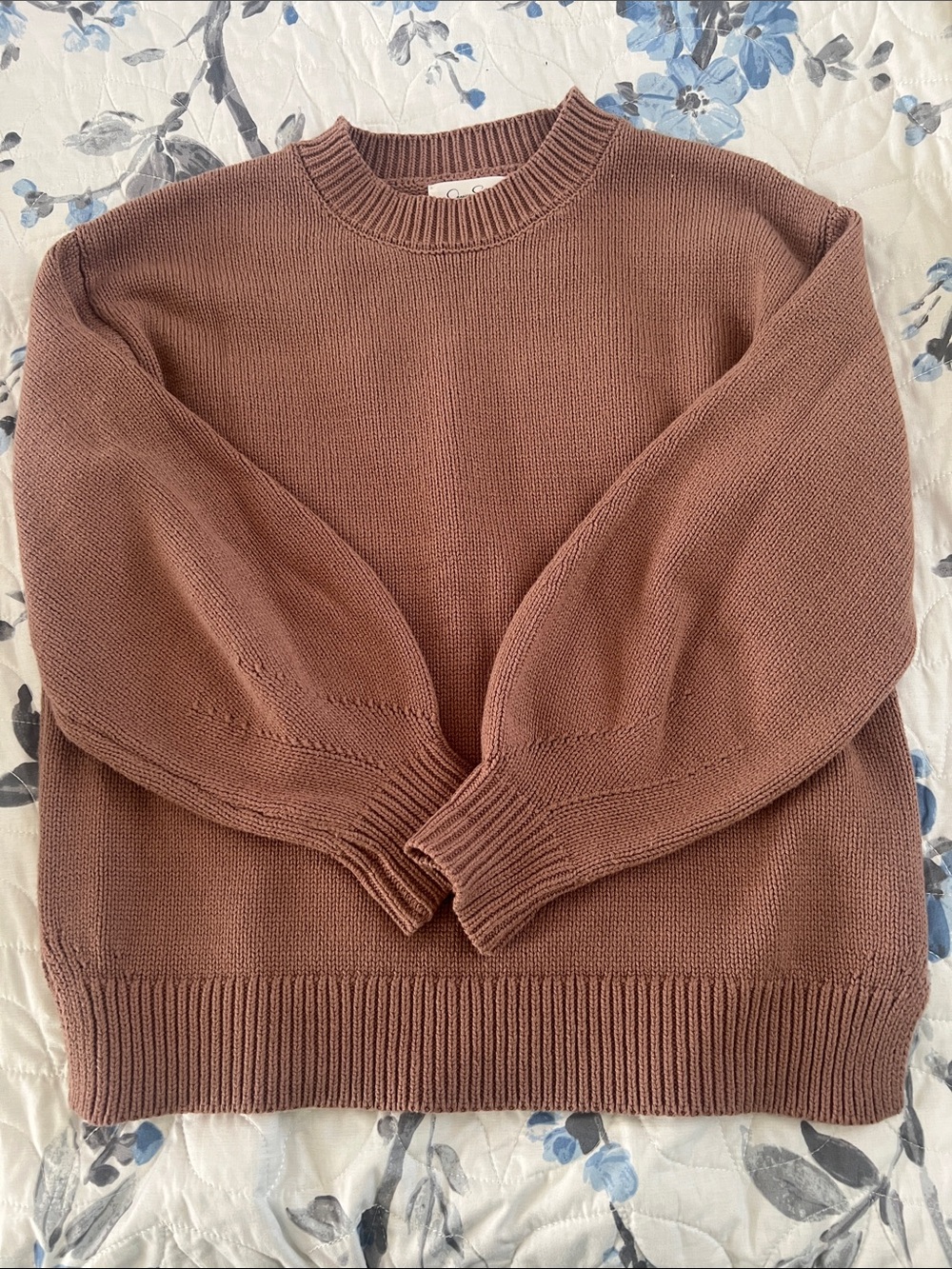 Women’s  Classic Crewneck Sweater - light brown